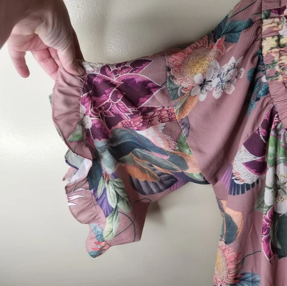 City Chic womens size 24 XXL floral ruffle sleeve off shoulder plus size - Picture 3 of 7